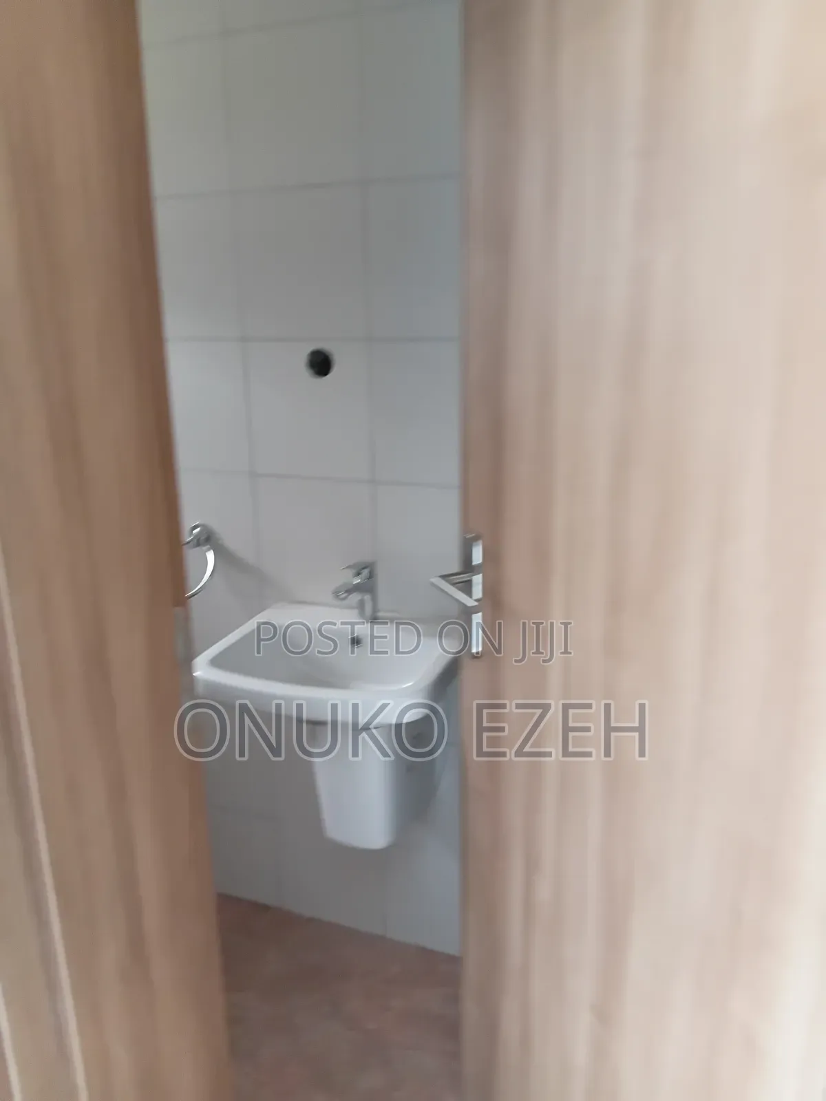 5bdrm Townhouse/Terrace in Royal, Wuse 2 for sale