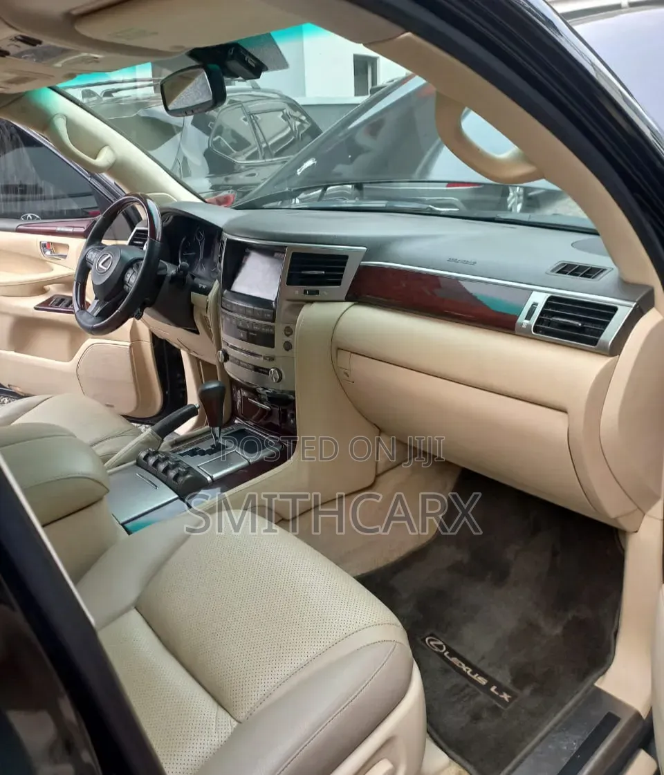 Lexus LX 570 AWD 2014 Black