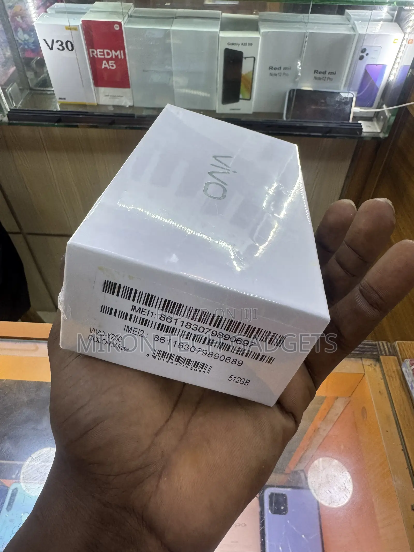 New Vivo Y200 512 GB White