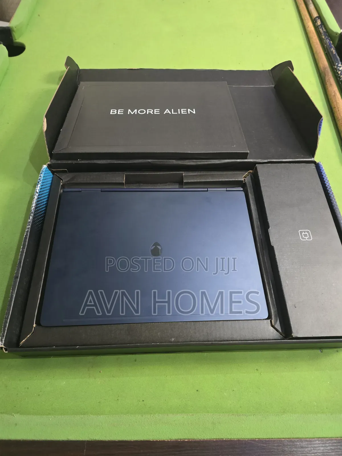 New Laptop Alienware 16 Aurora 32GB Intel Core i7 SSD 1T