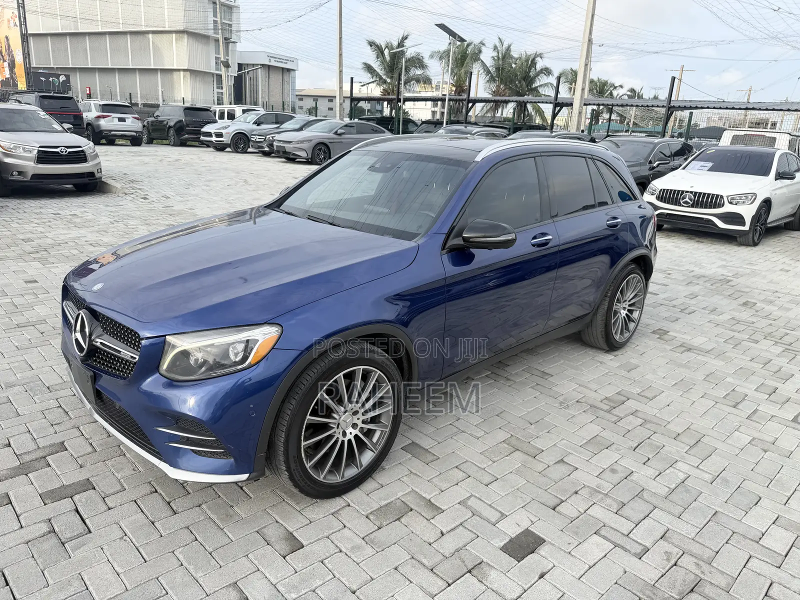 Mercedes-Benz GLC-Class 2017 Blue