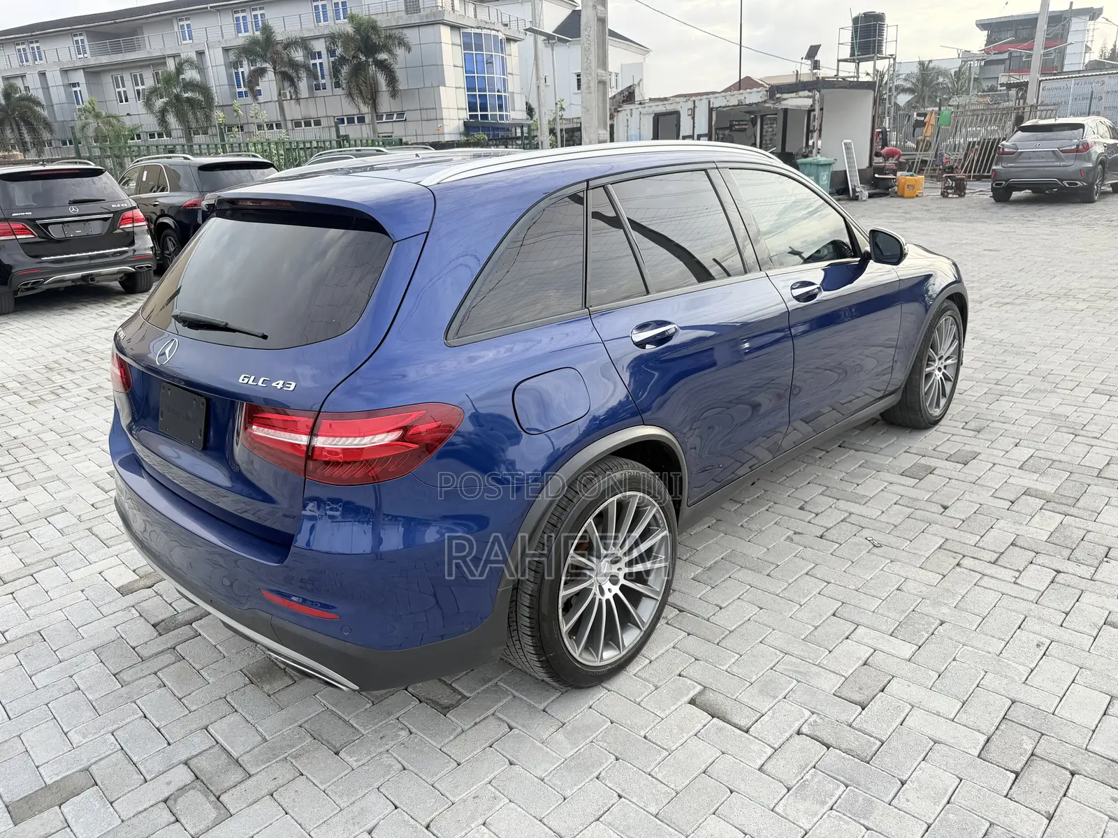 Mercedes-Benz GLC-Class 2017 Blue