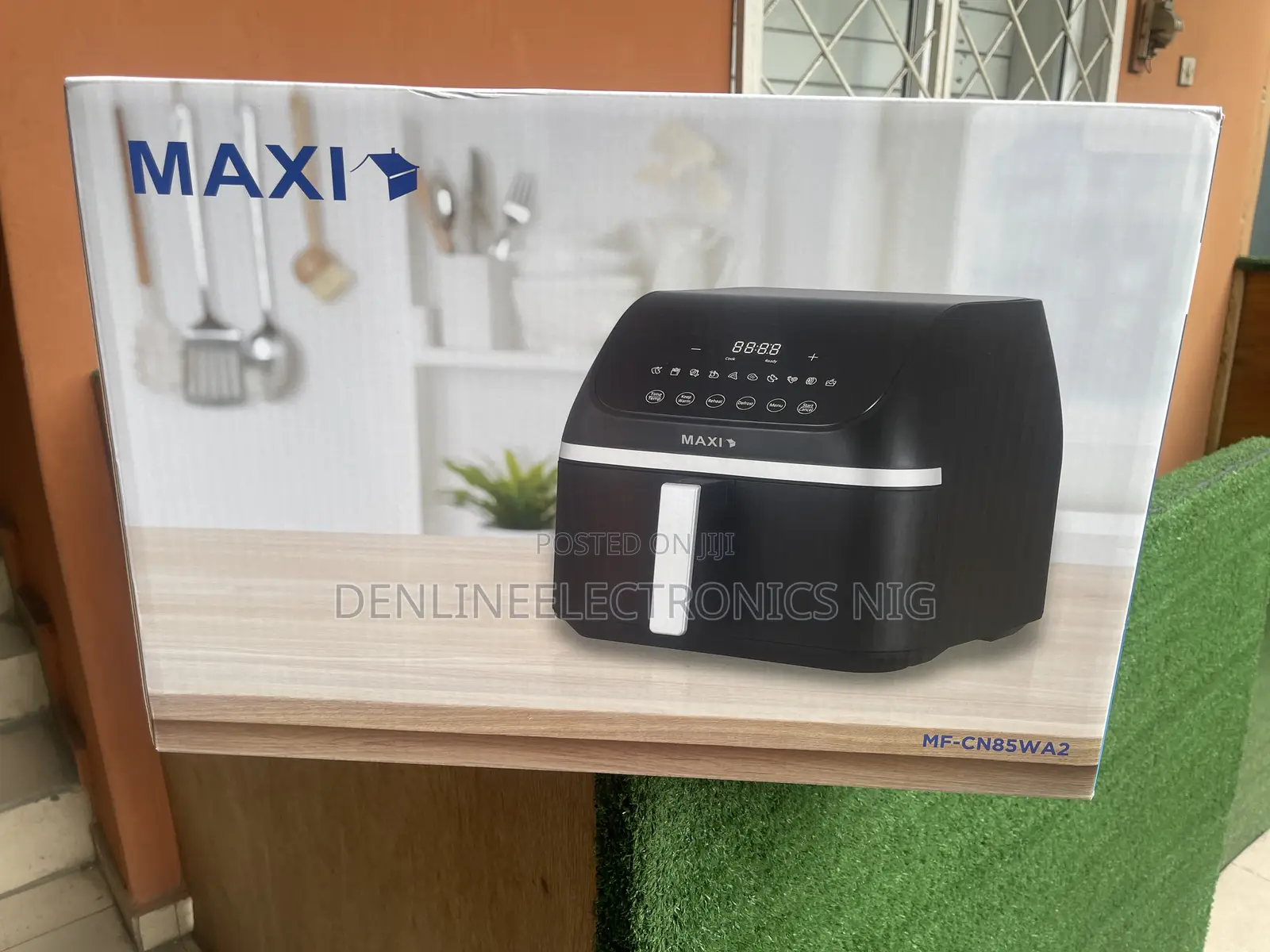 Brand New Maxi 8liters Automatic Digital Control Display Air Fryer