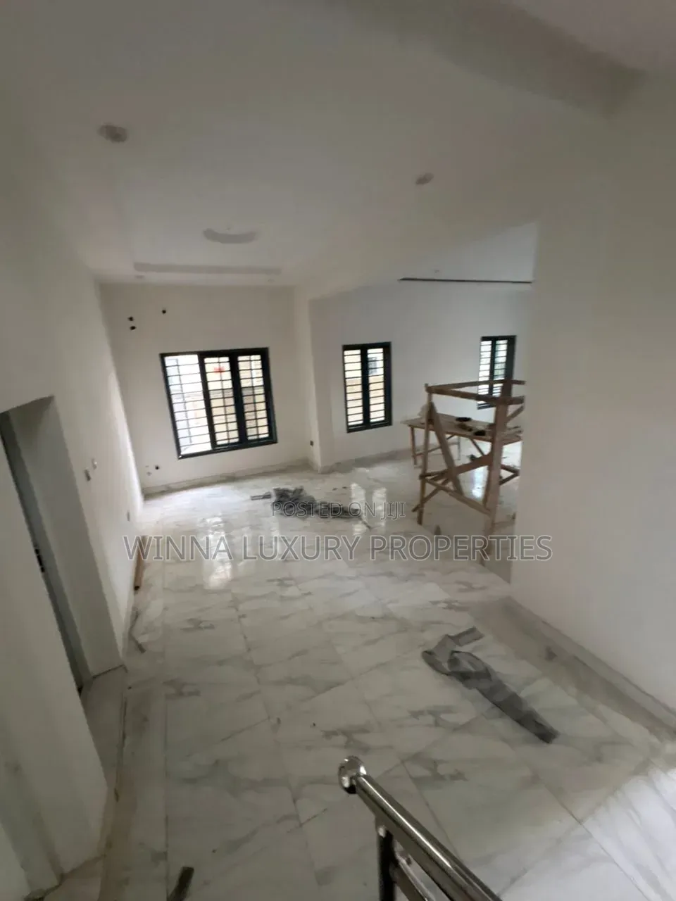 5bdrm Duplex in Trafford Villa, Lugbe District for rent