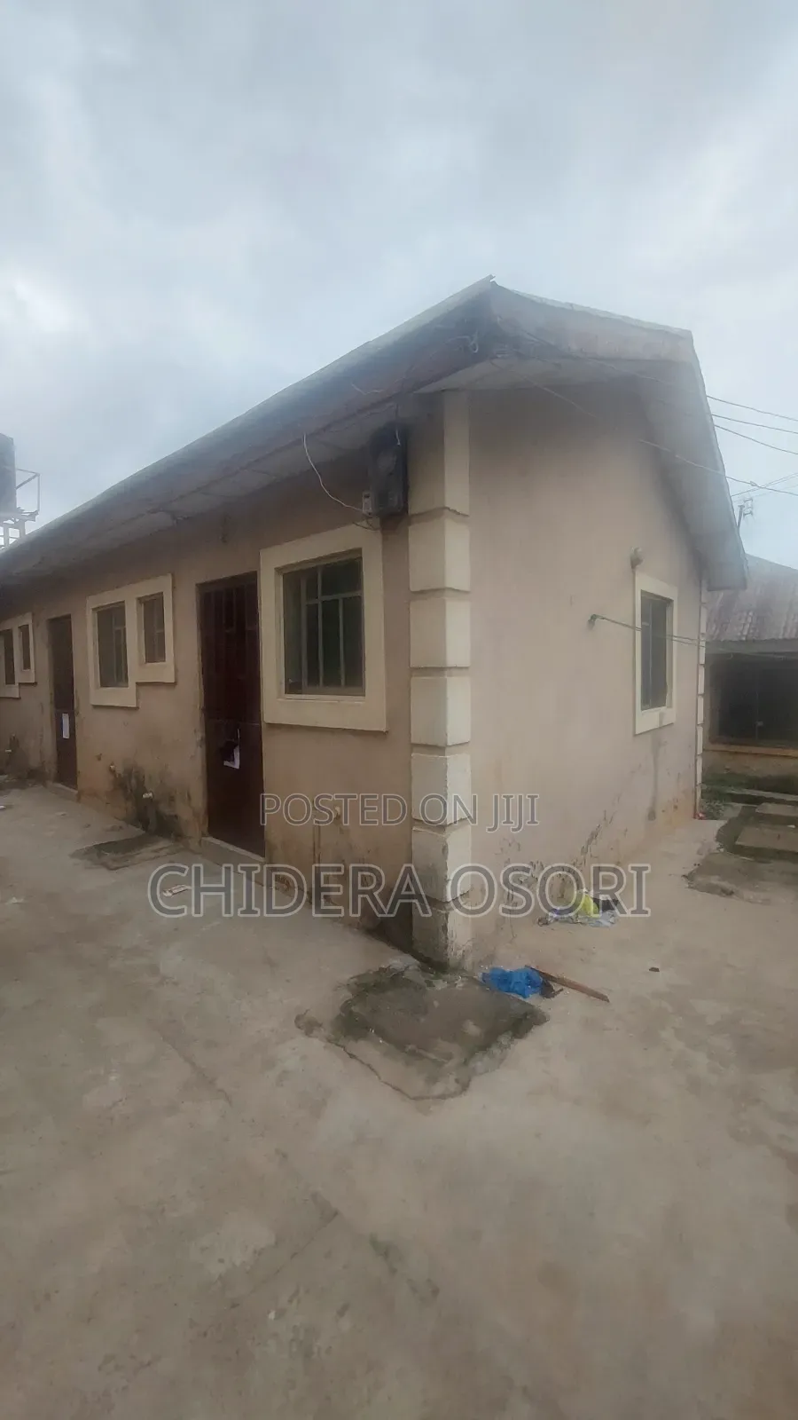 6bdrm Apartment in Dutse for sale