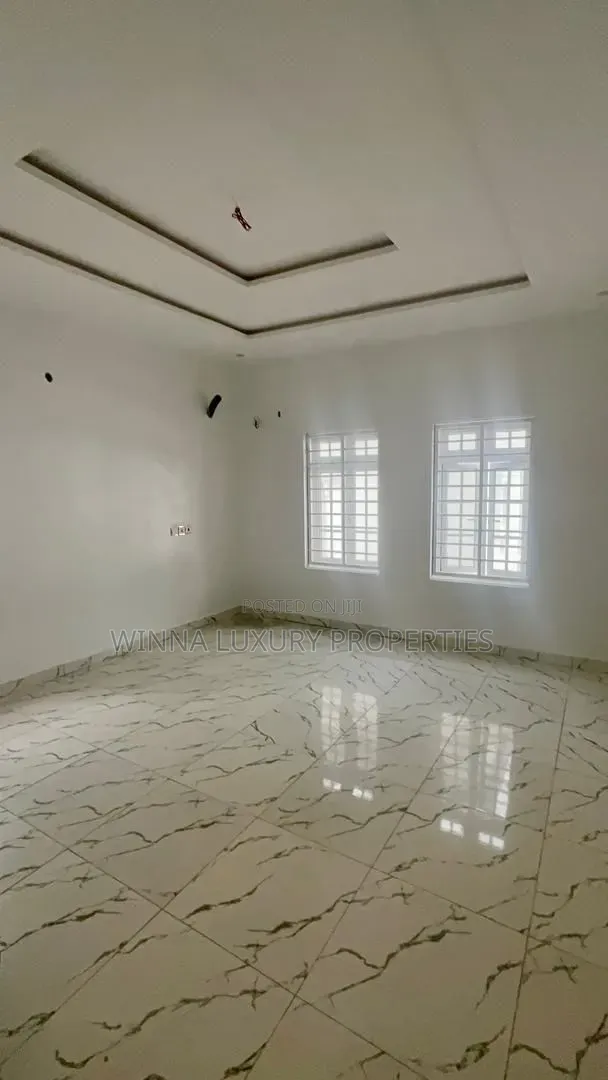 5bdrm Duplex in Efab Metropolis, Gwarinpa for sale