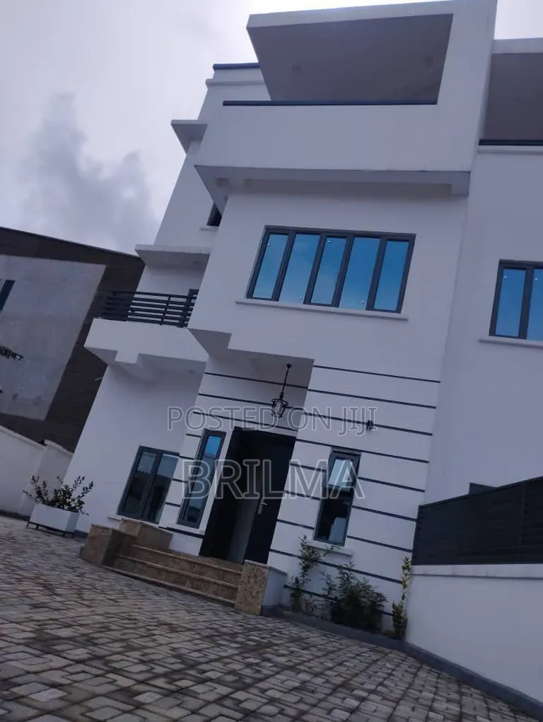 5bdrm Duplex in Guzape District for rent