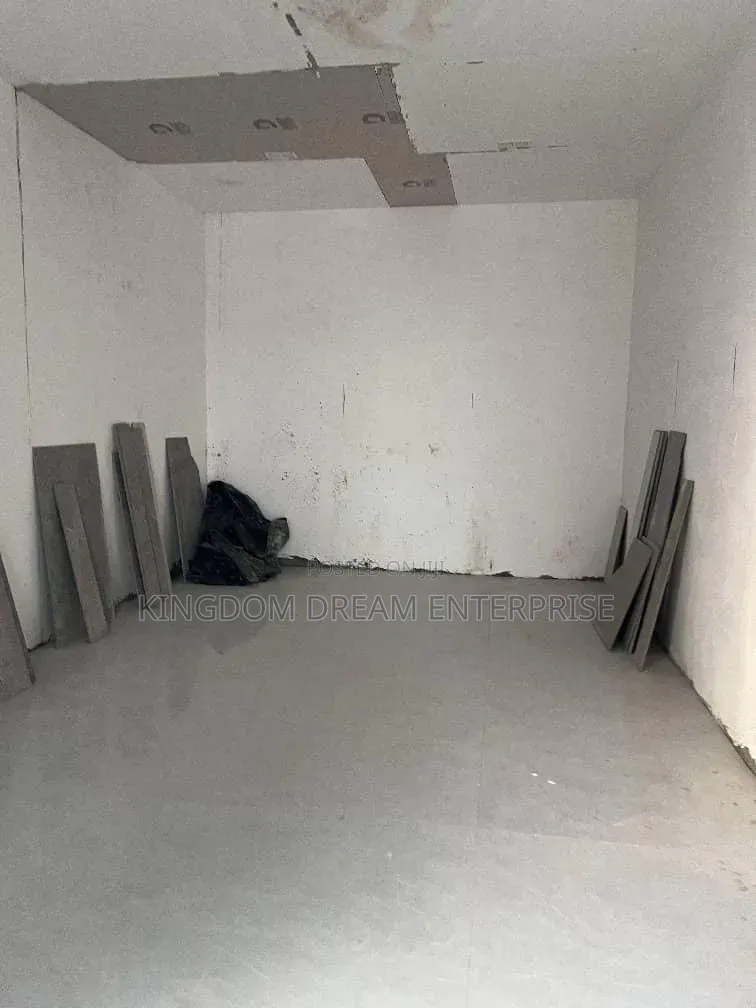 5bdrm House in Banana Island Ikoyi for sale
