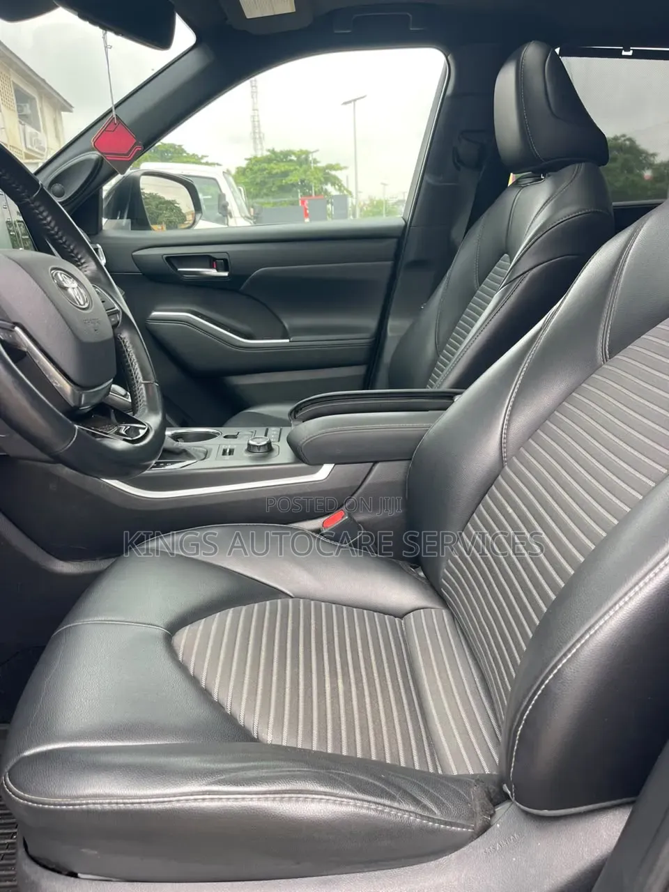 Toyota Highlander 2021 Gray