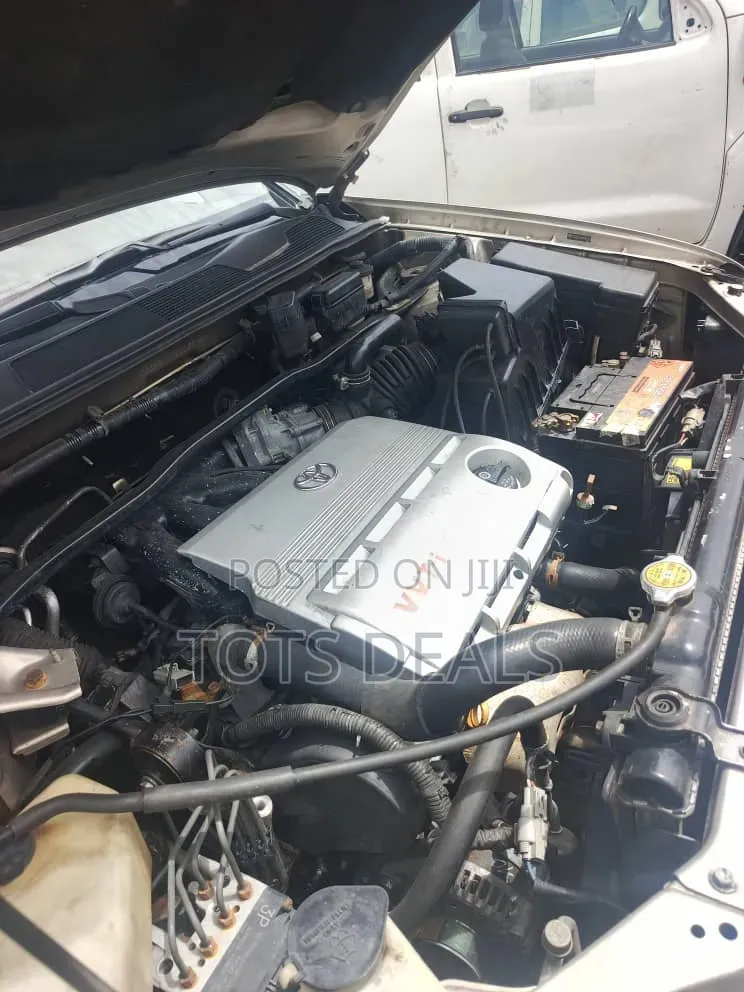 Toyota Highlander Limited V6 2005 Gold