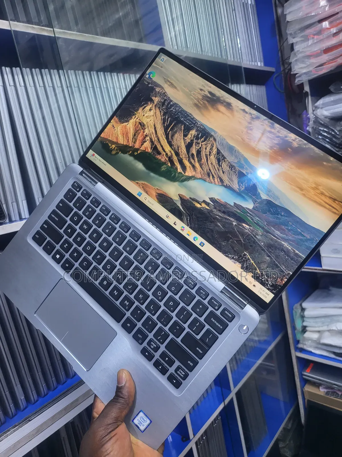 Laptop Dell Latitude 7400 2-in-1 16GB Intel Core i7 SSD 512GB