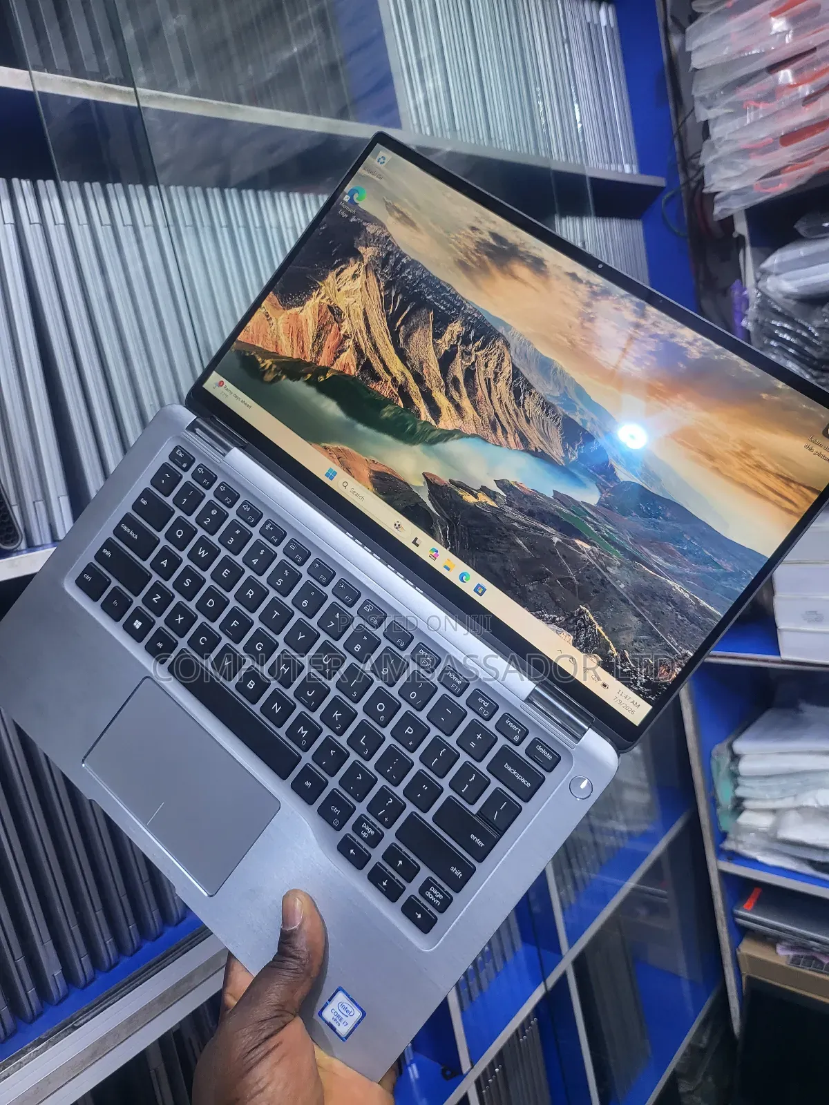 Laptop Dell Latitude 7400 2-in-1 16GB Intel Core i7 SSD 512GB