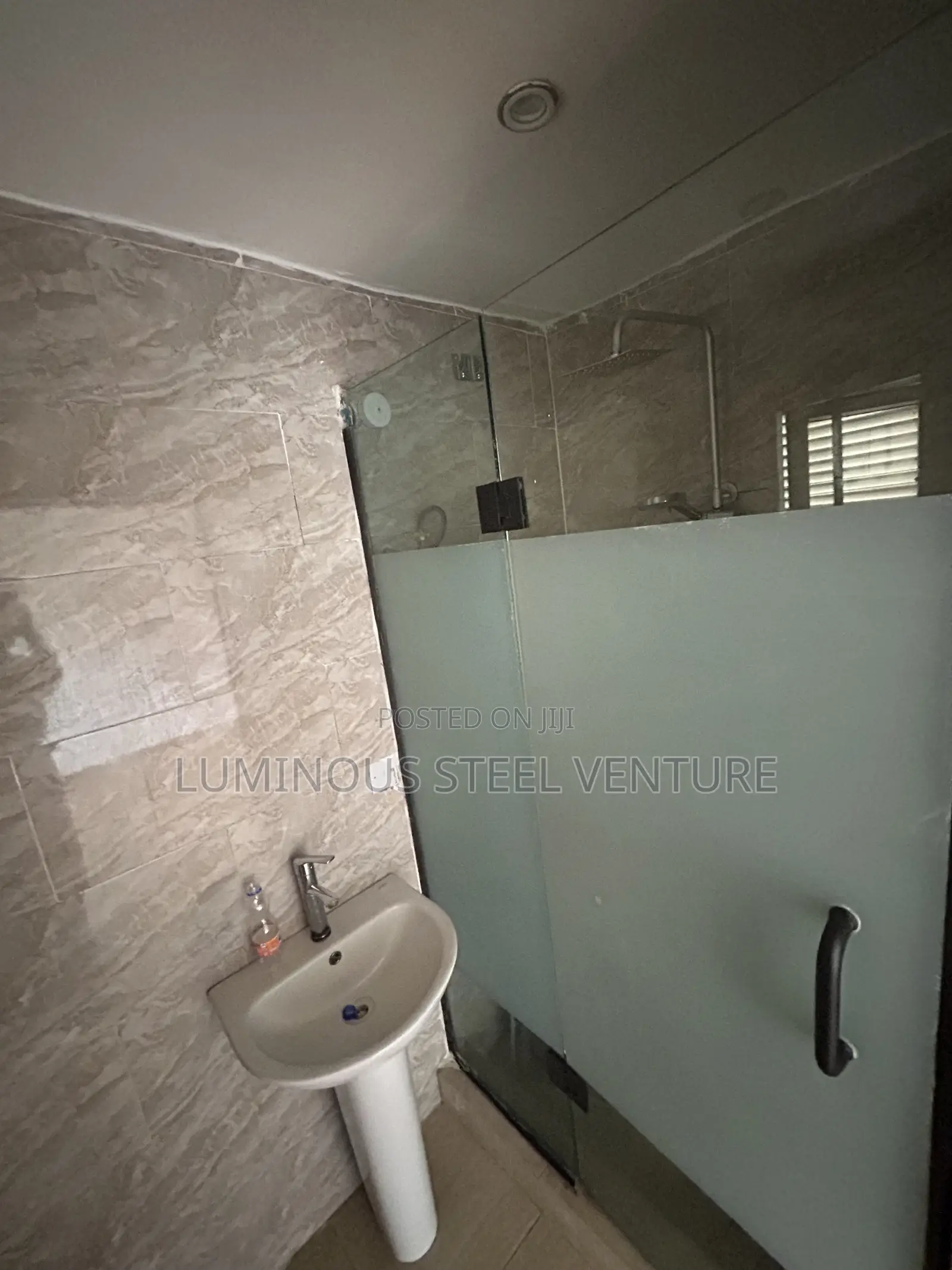 Shower Cubicles 10mm Thick Rust Proof Material 304 Steel