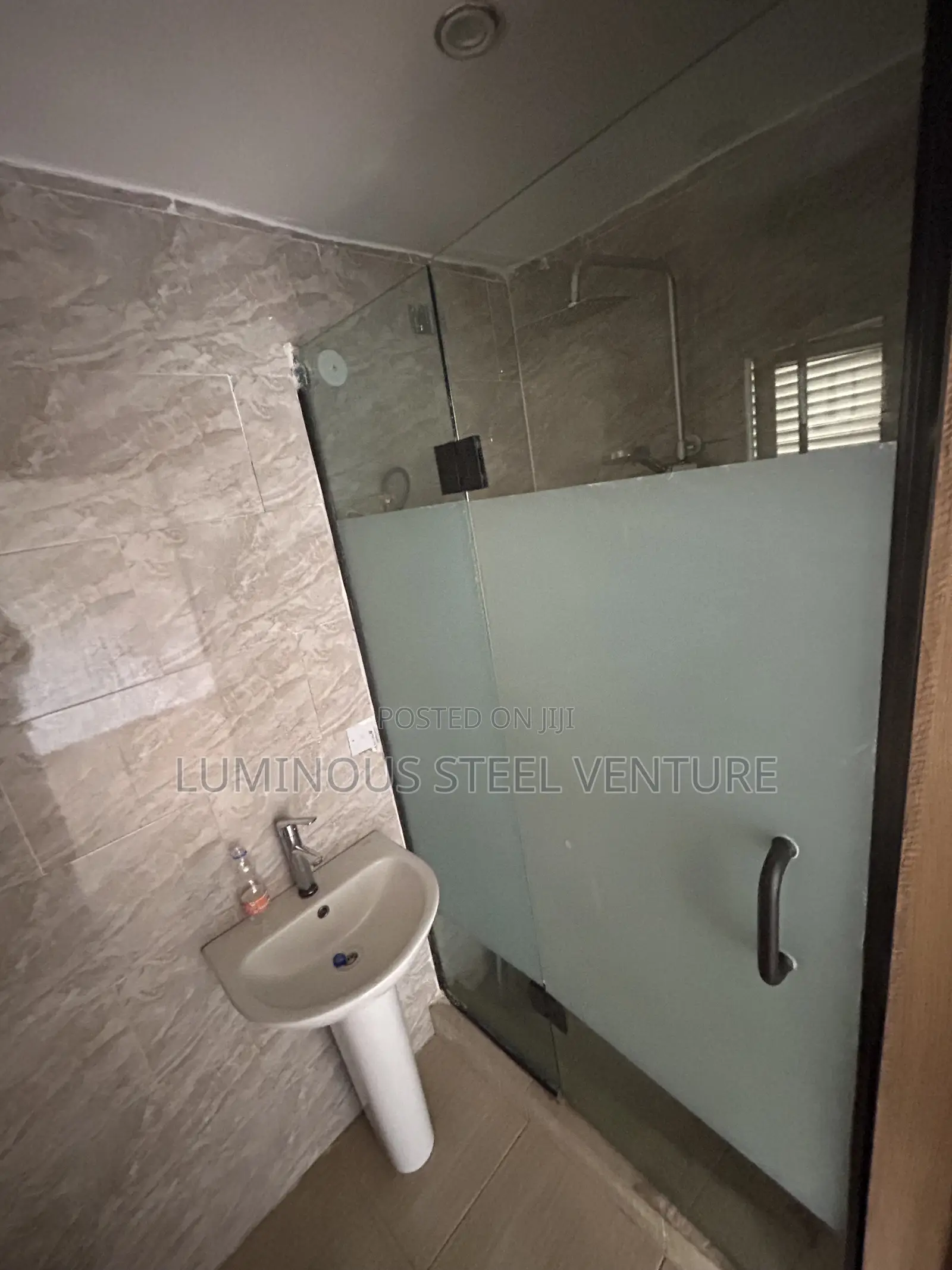 Shower Cubicles 10mm Thick Rust Proof Material 304 Steel