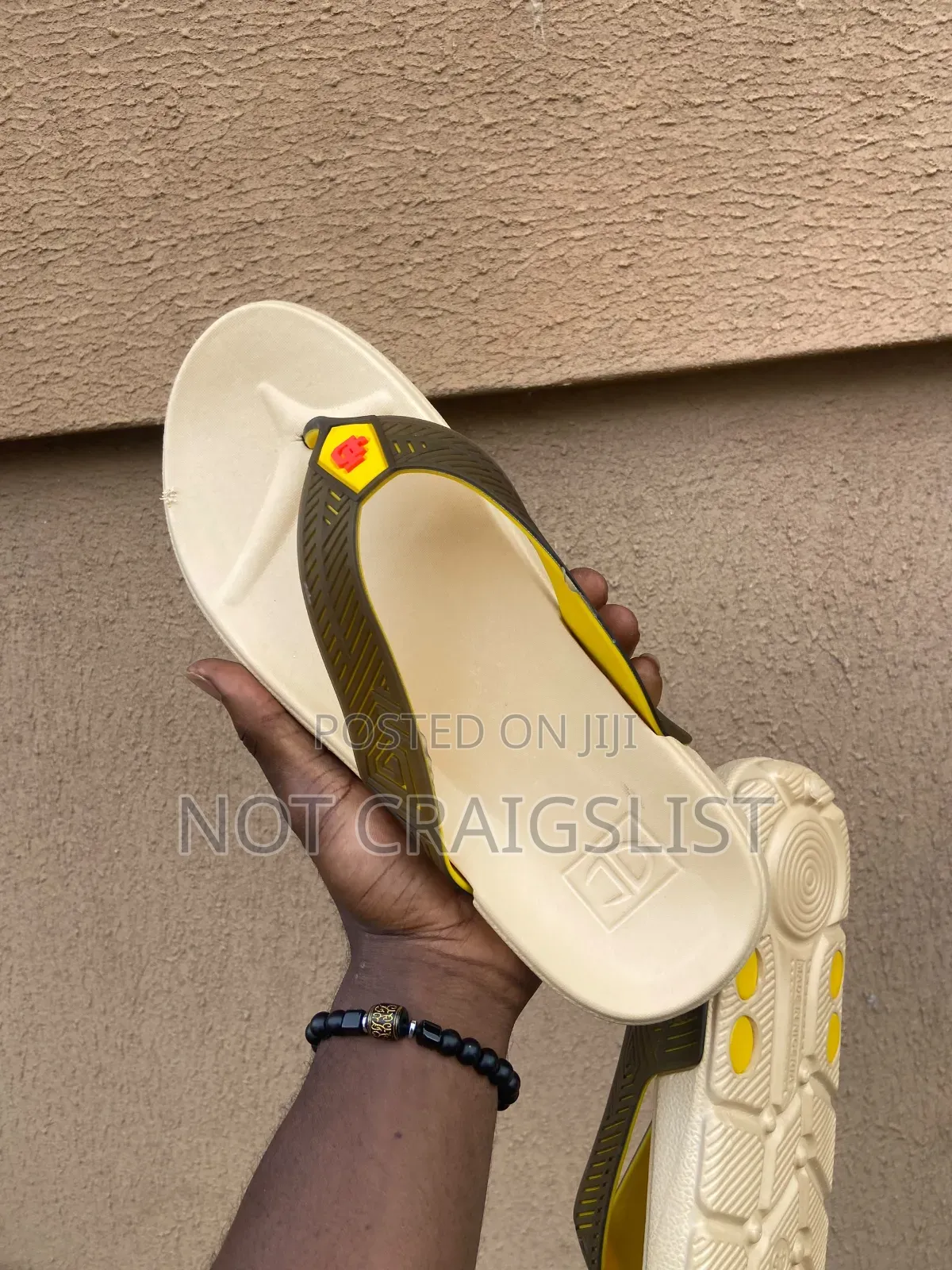 Comfortable Dunlop Slippers for Home Outdoor and Casual Wear