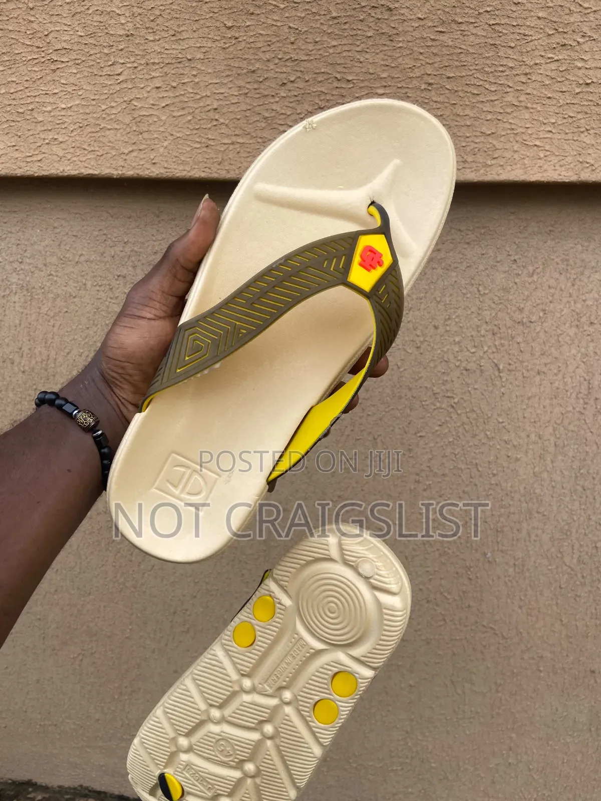 Comfortable Dunlop Slippers for Home Outdoor and Casual Wear