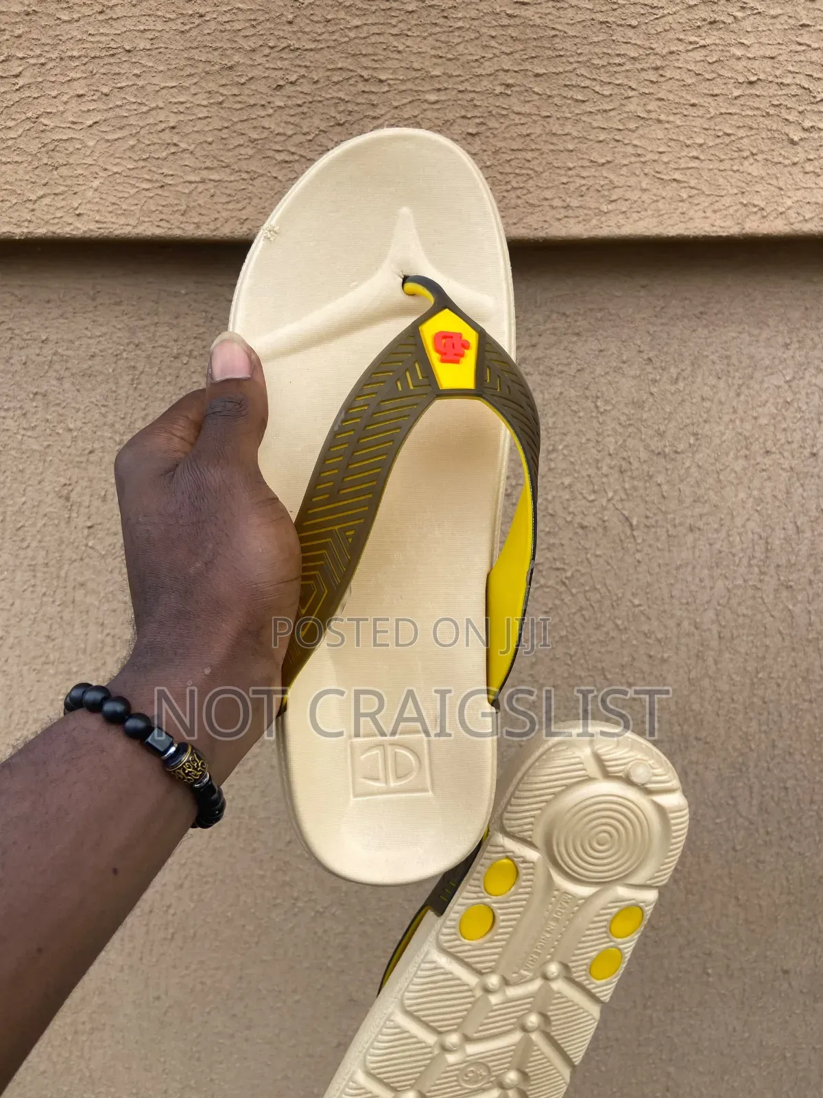 Comfortable Dunlop Slippers for Home Outdoor and Casual Wear