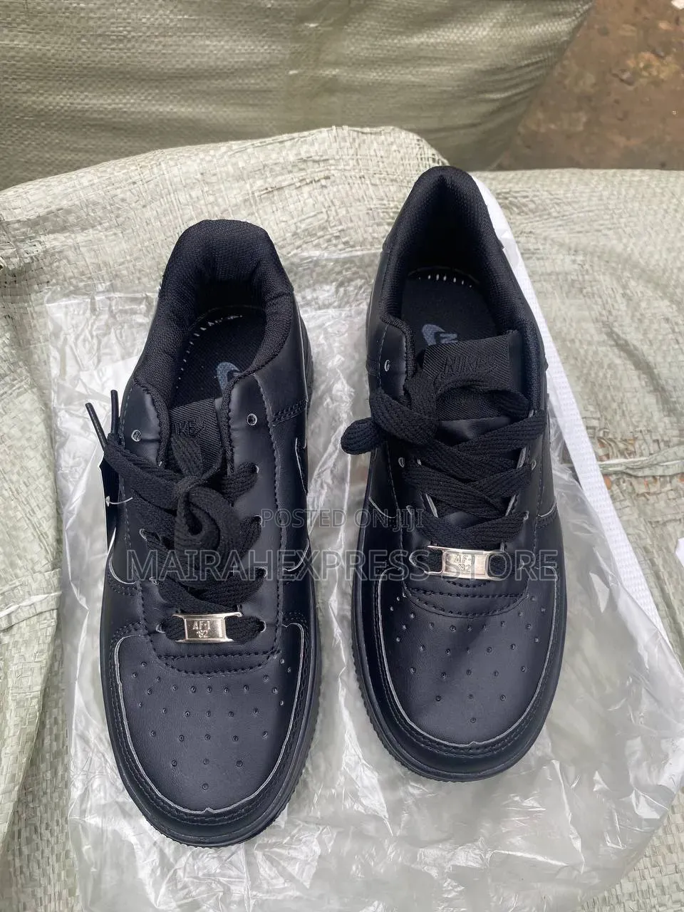 Nike Black Sport Sneakers 
(Size 27-37)