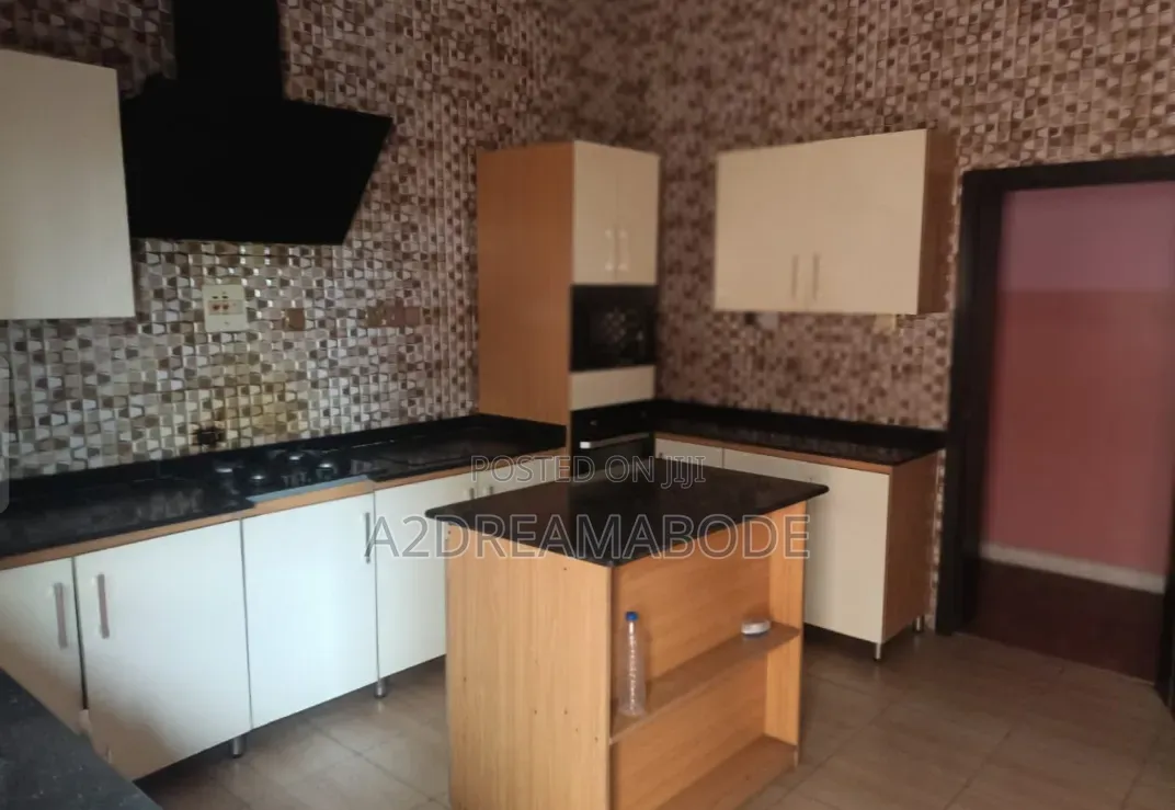 Furnished 4bdrm Duplex in Magodo Phase 2 for rent
