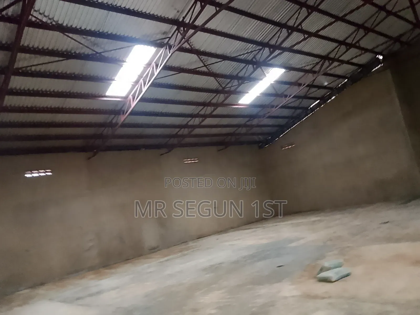 Warehouse to Let