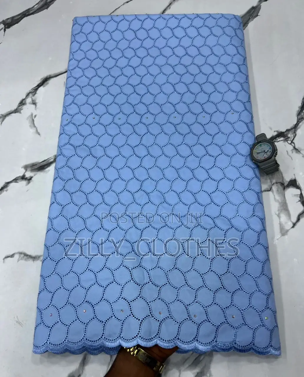Medium Men Lace