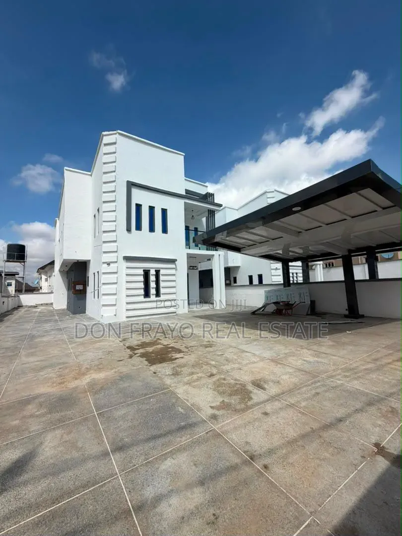 5bdrm Duplex in Kolapo Ishola Gra, Akobo for sale