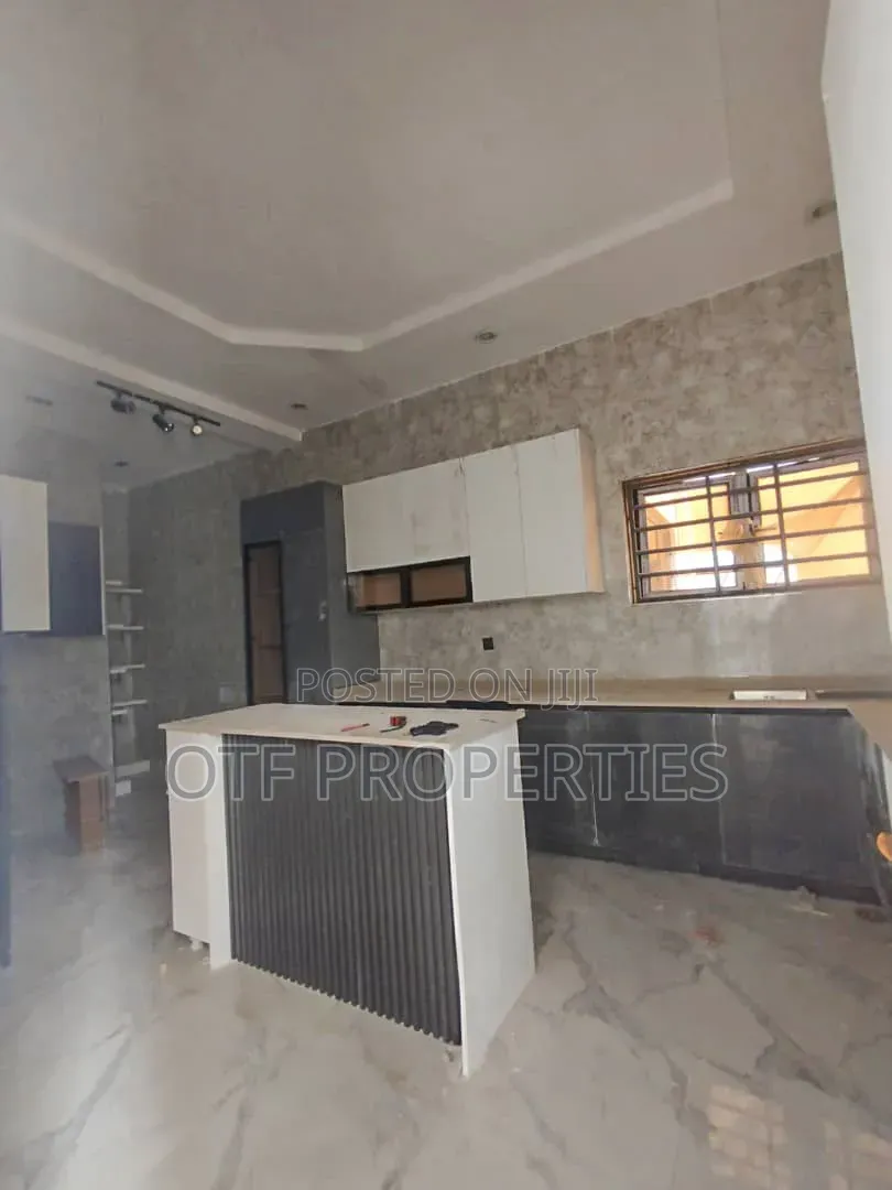 4bdrm Duplex in Jahi Main for rent