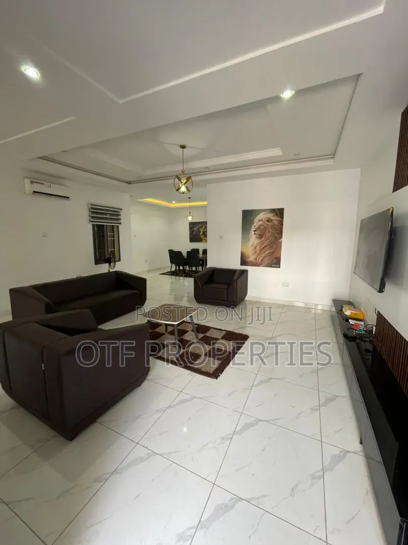 4bdrm Duplex in Jahi Gilmore for rent