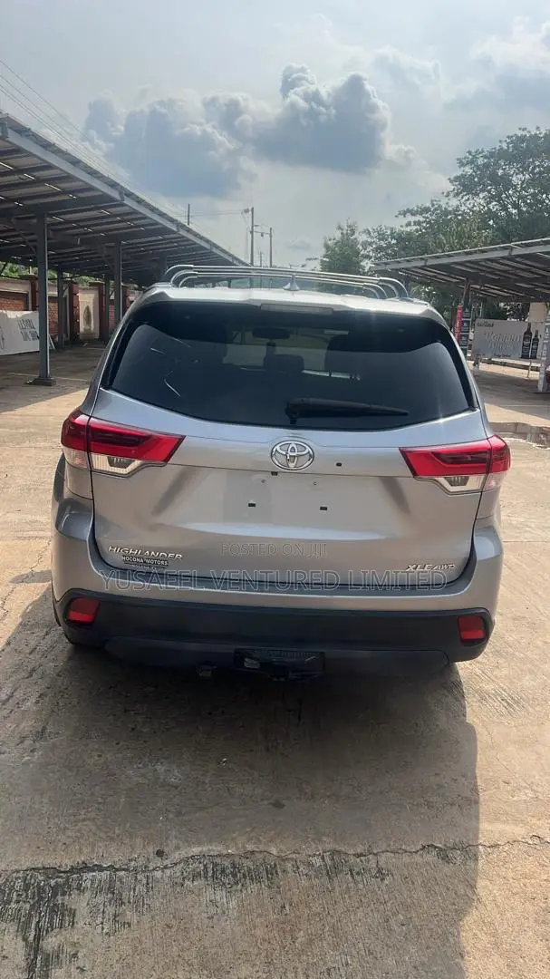 Toyota Highlander 2015