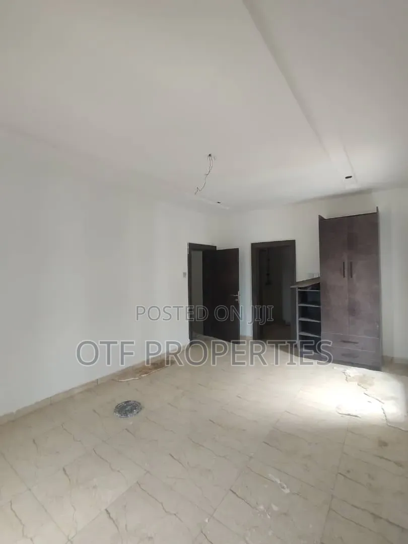 3bdrm Block of Flats in Jahi Glimore for rent