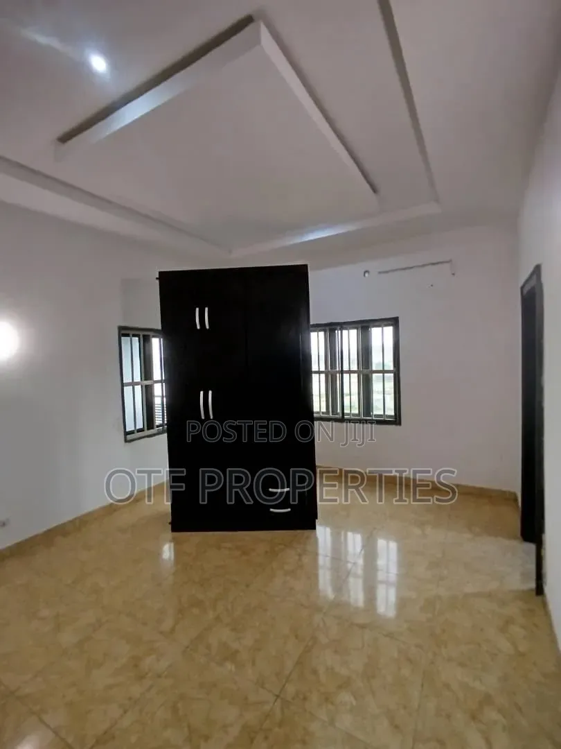 3bdrm Block of Flats in Jahi Main for rent