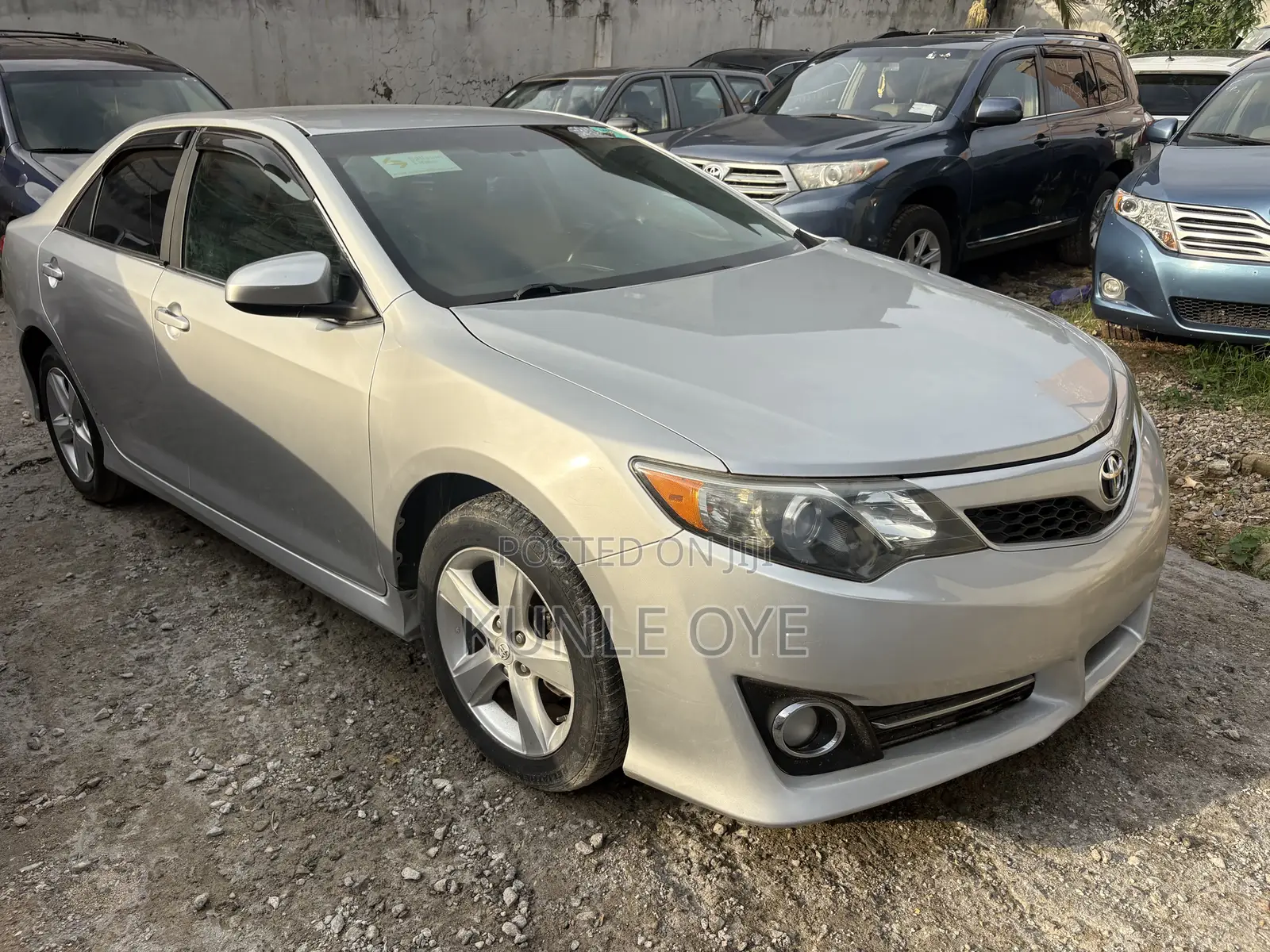 Toyota Camry SE 4dr Sedan (2.5L 4cyl 6A) 2013 Silver