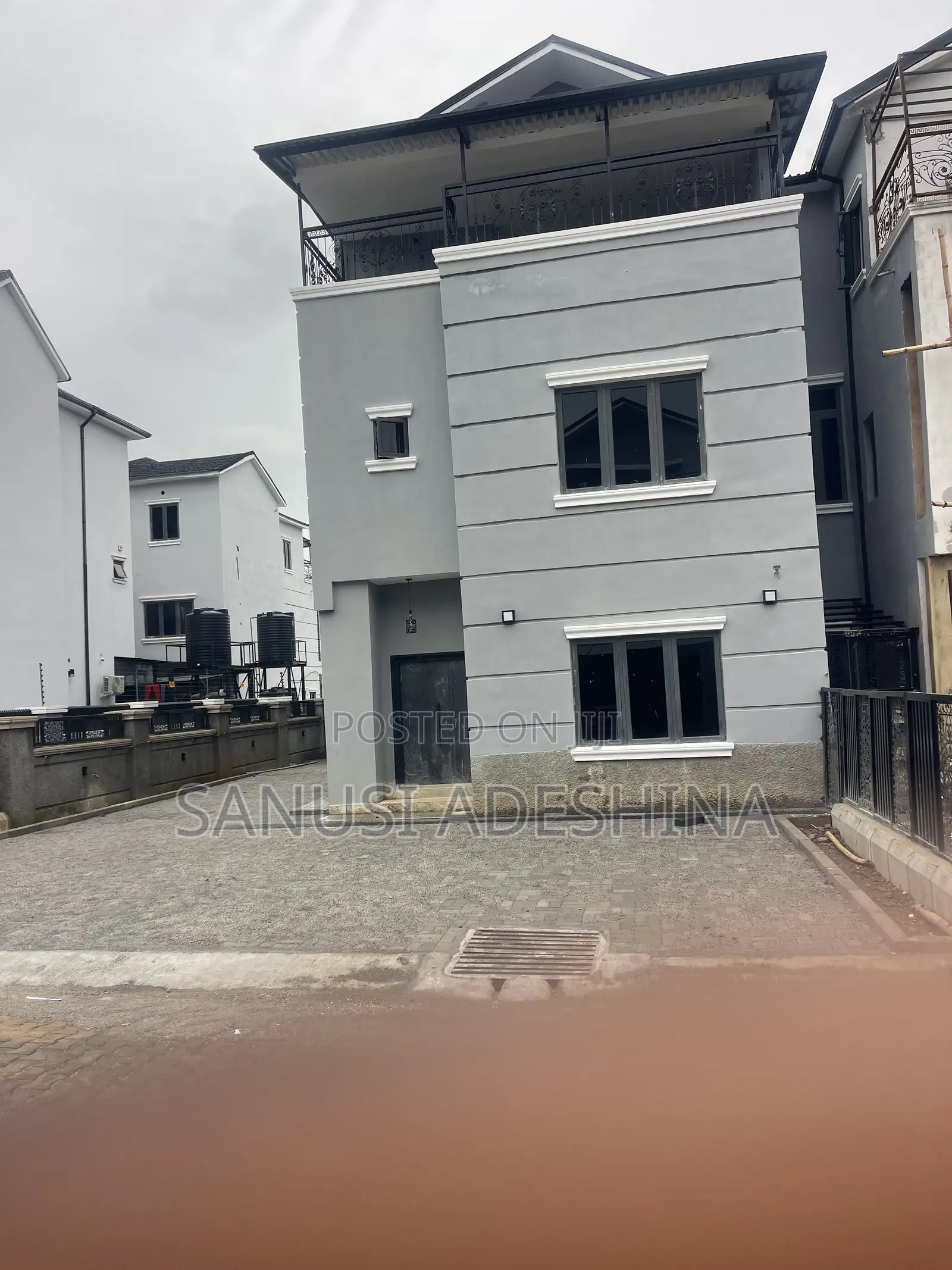 5bdrm Duplex in Wuye Main Fct Abuja for rent