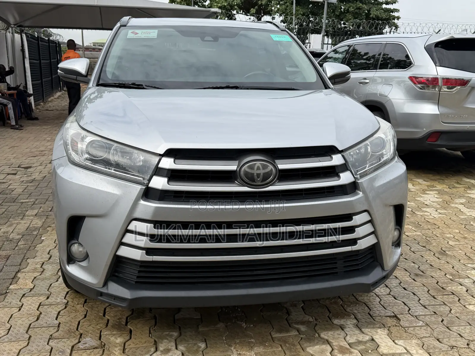 Toyota Highlander SE 4x2 V6 (3.5L 6cyl 8A) 2017 Silver