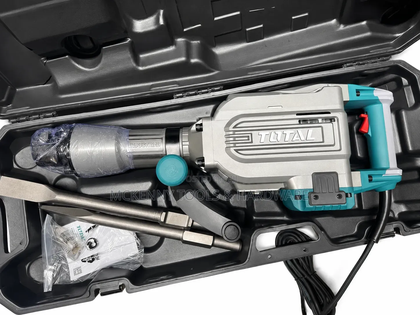 Total Industrial Demolition Breaker 1700w (Jack Hammer)