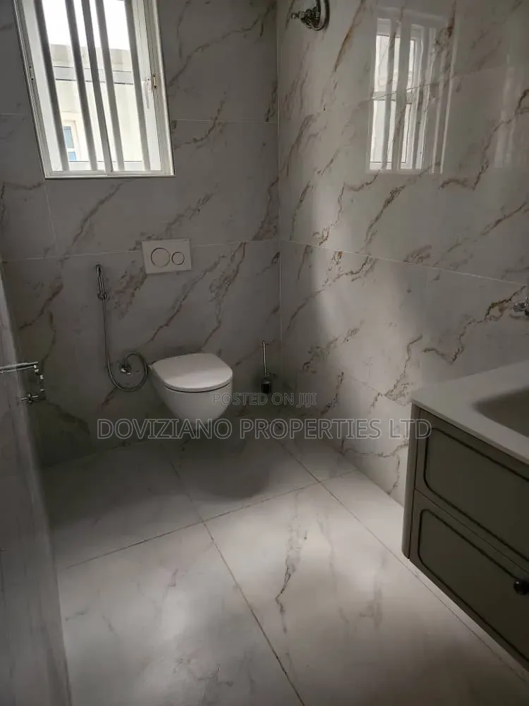 5bdrm Duplex in Ikeja GRA for rent