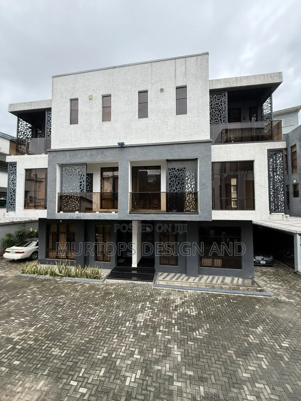 4bdrm Duplex in Victoria Island Extension for sale