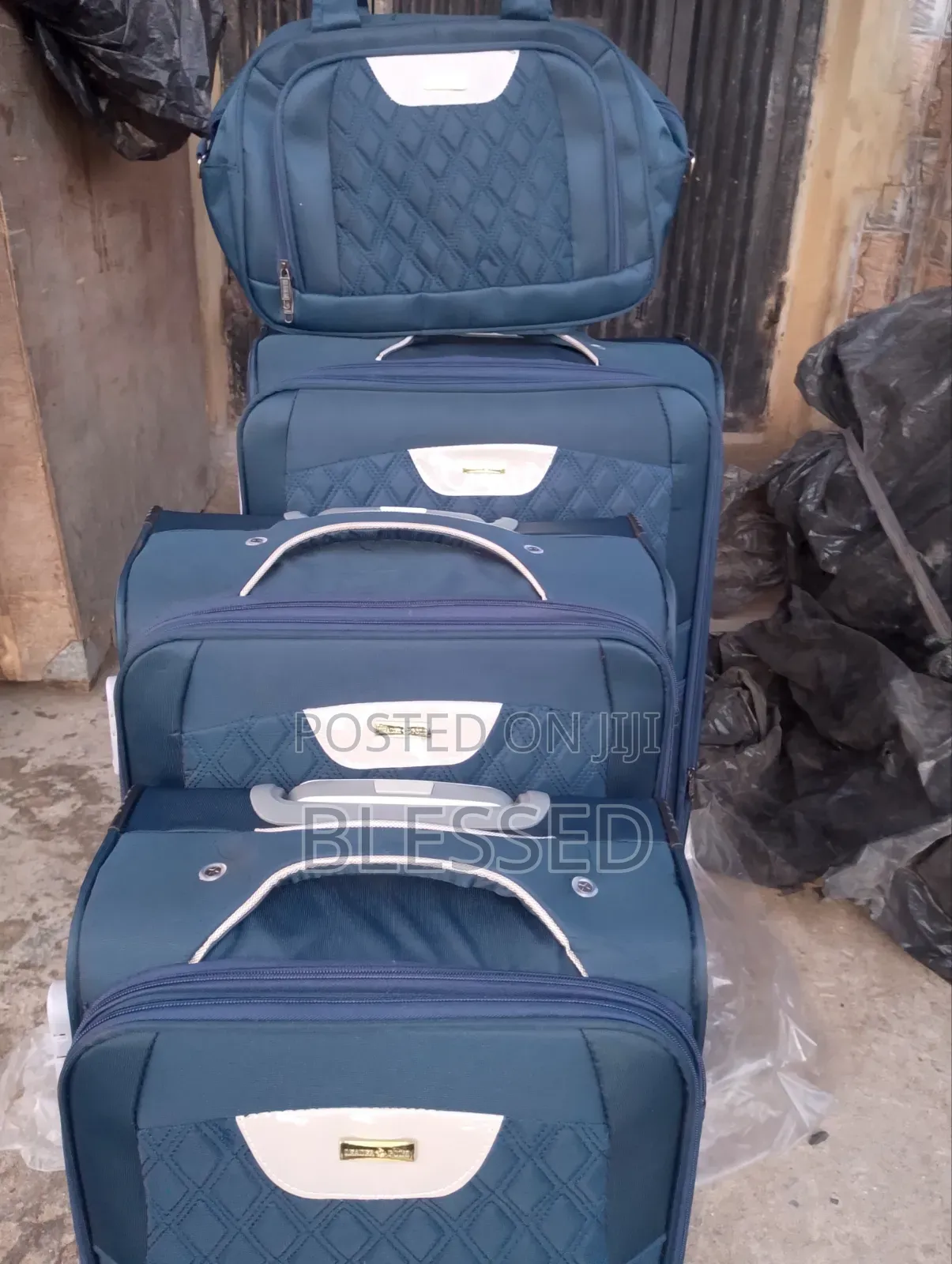 4 Sets Bags