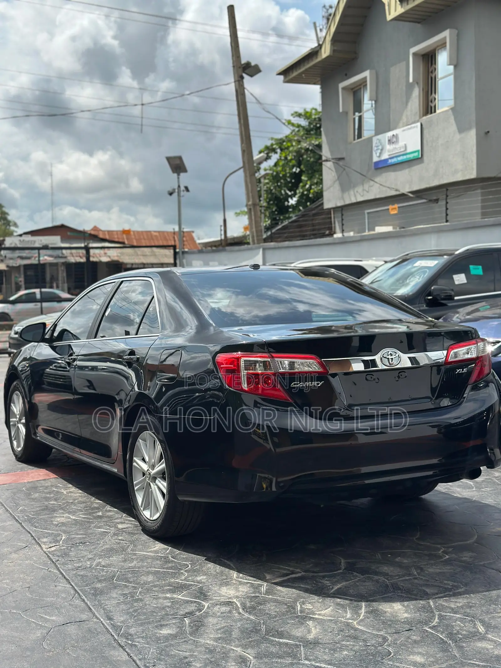 Toyota Camry XLE 4dr Sedan (2.5L 4cyl 6A) 2014 Black