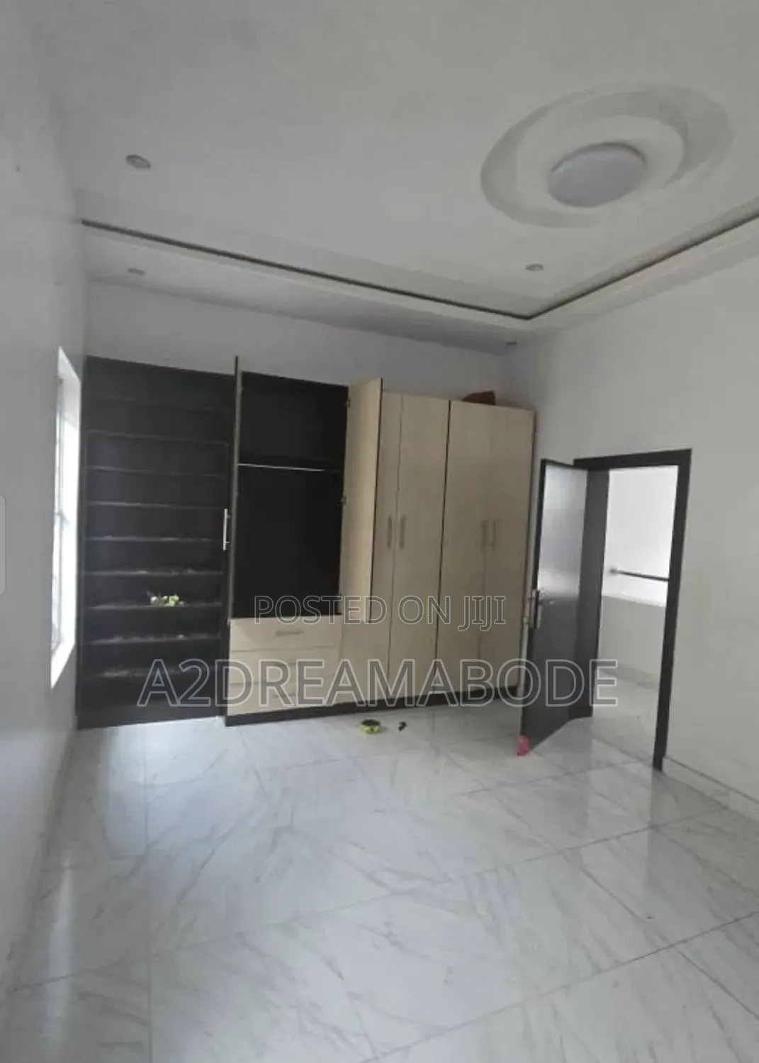 5bdrm Duplex in Omole Phase 2 for sale