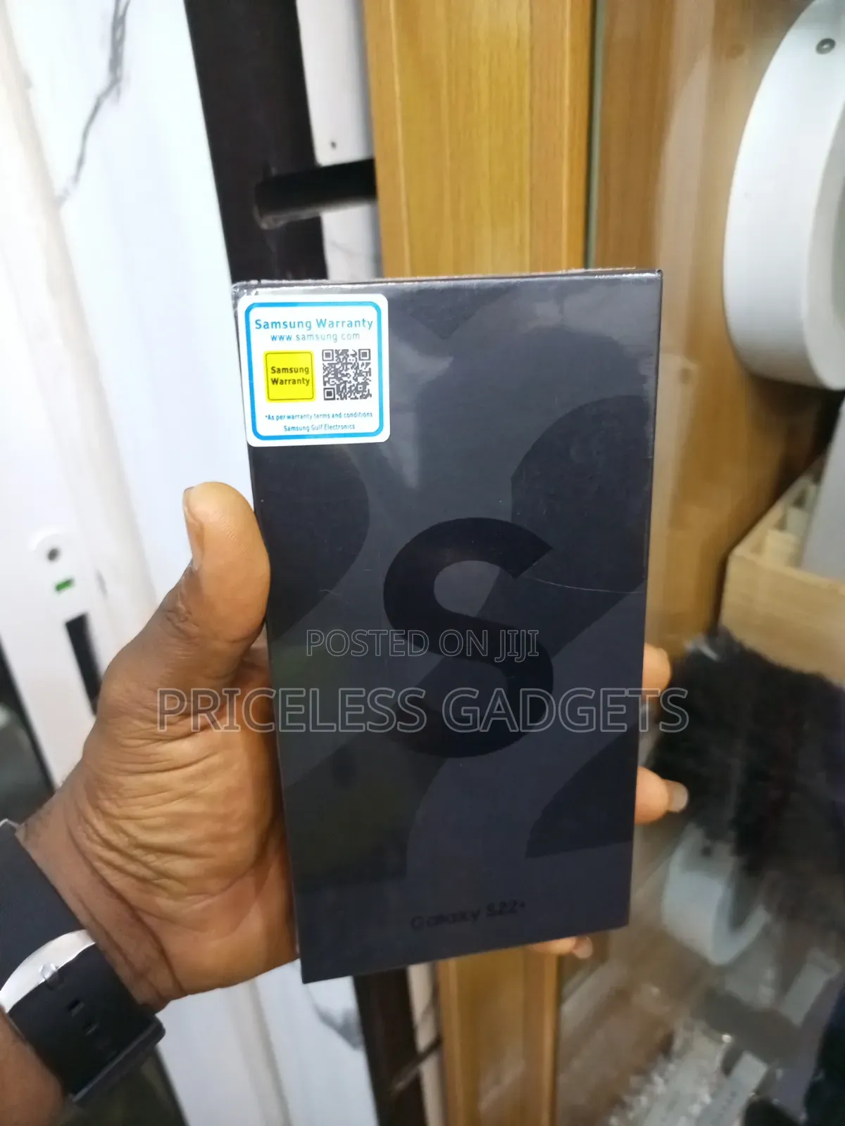 New Samsung Galaxy S22+ 5G 128 GB Black