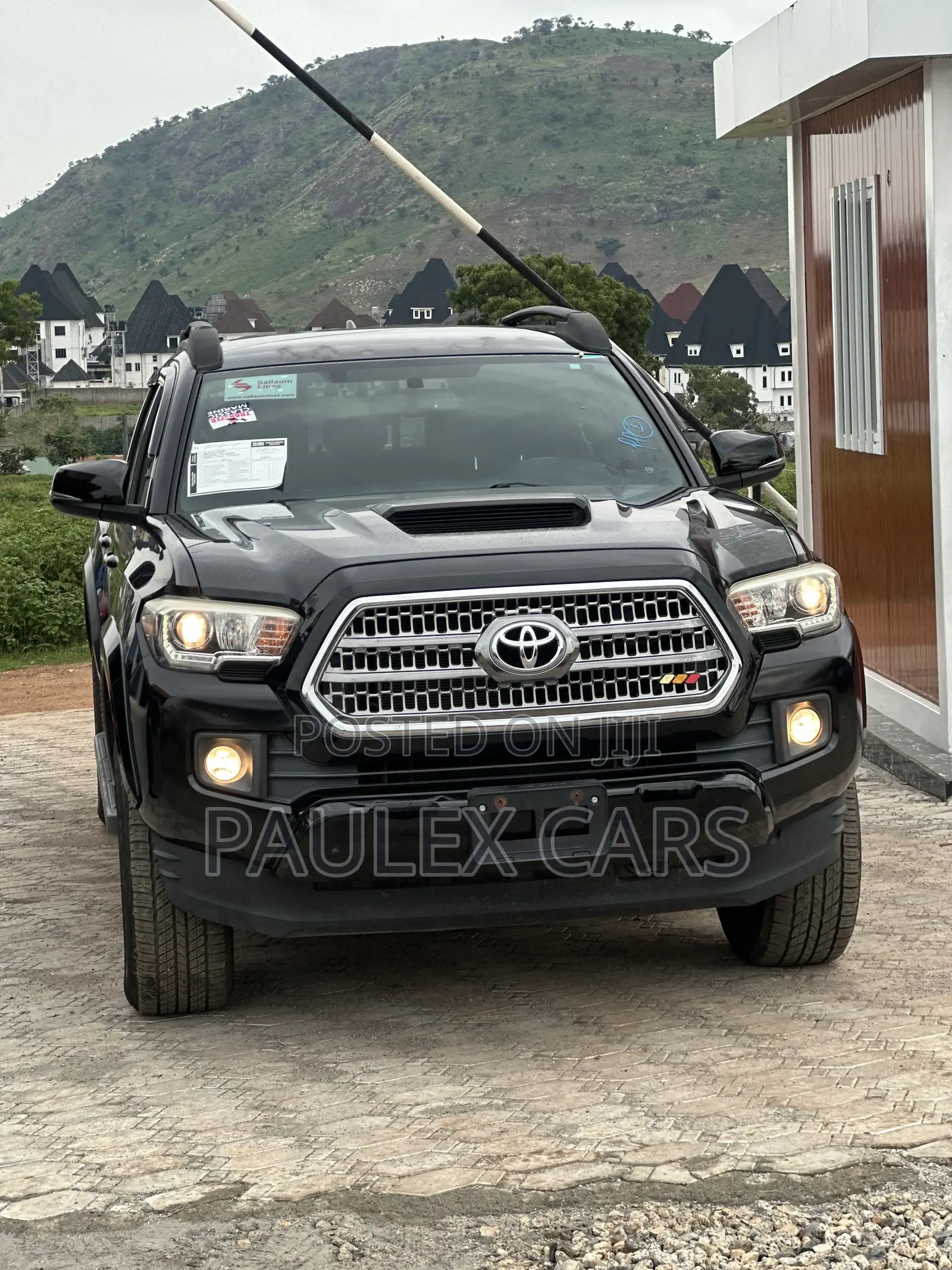 Toyota Tacoma 4dr Double Cab 2016 Black