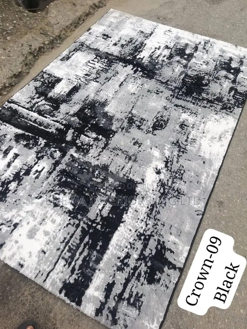 Black and Grey Color Center Rug