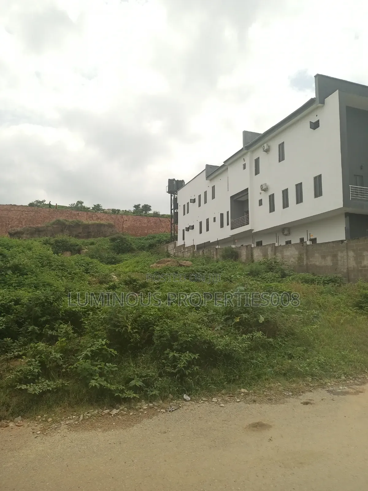 4bdrm Duplex in Glory Hills Guzape for sale