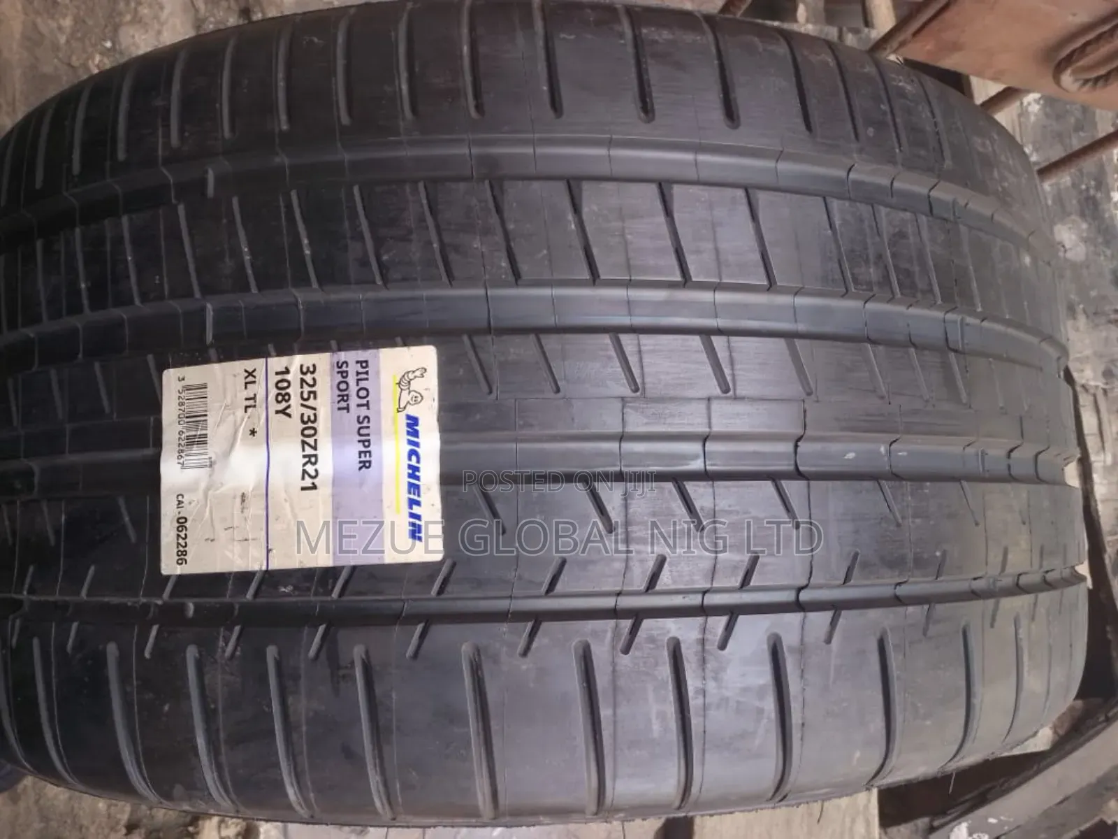 Michelin Tyre 325/30/21 for Mercedes Benz 4matic Car Etc 