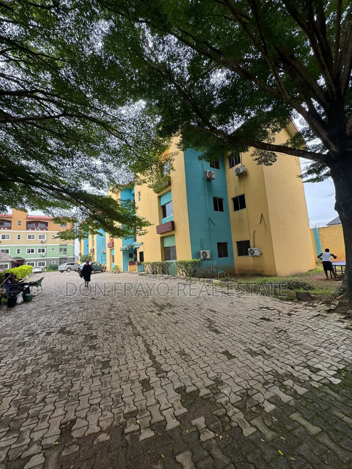 Furnished 2bdrm Apartment in Onireke Gra, Jericho for sale