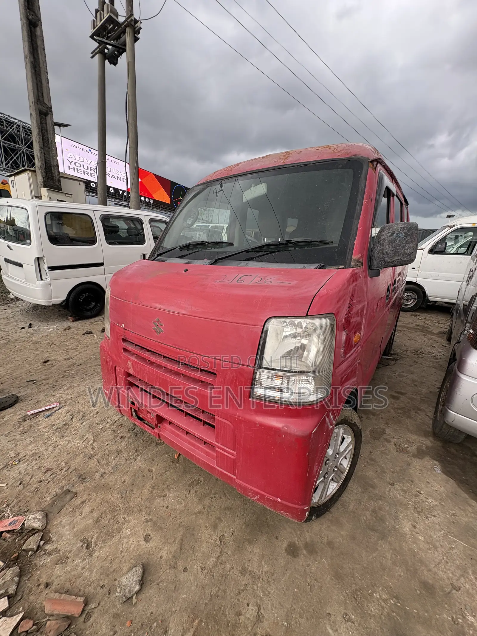 Suzuki Every 2012 Red