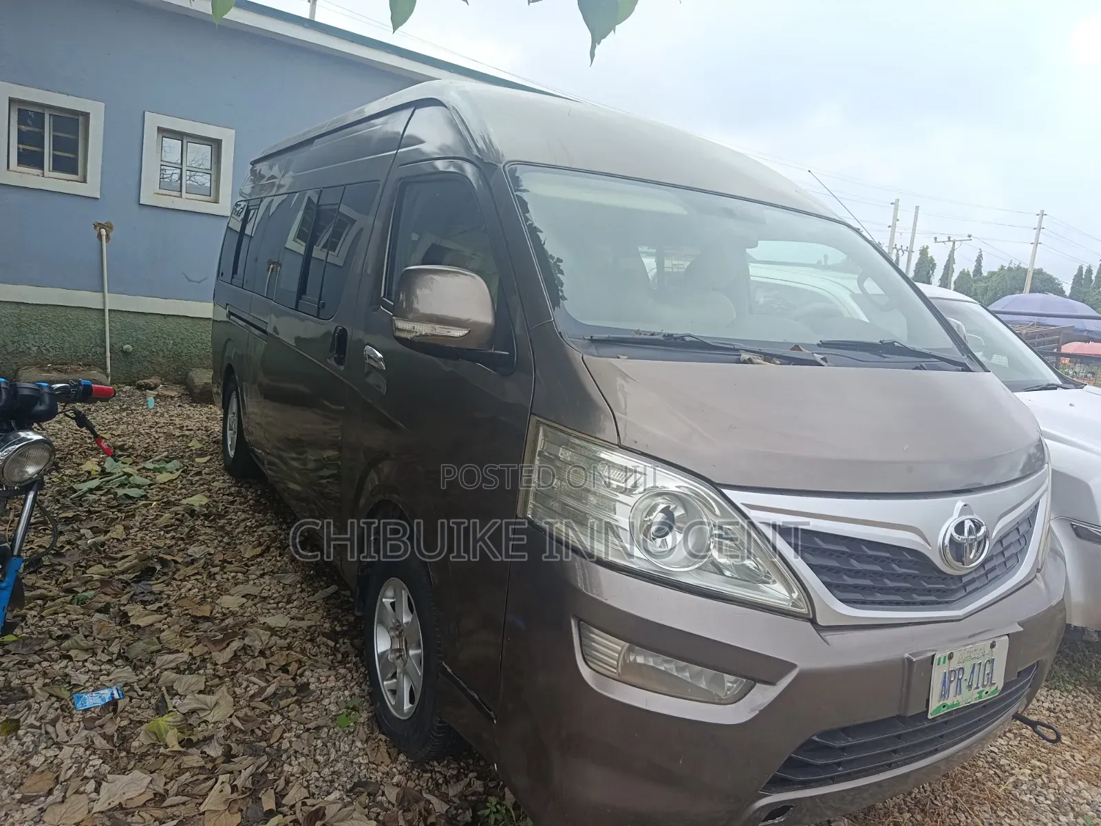 Toyota HiAce 2014 Grey