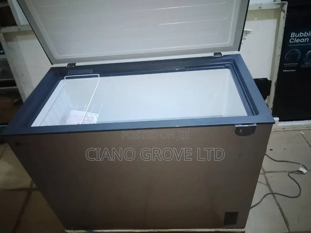 Lg Chest Freezer 255litres