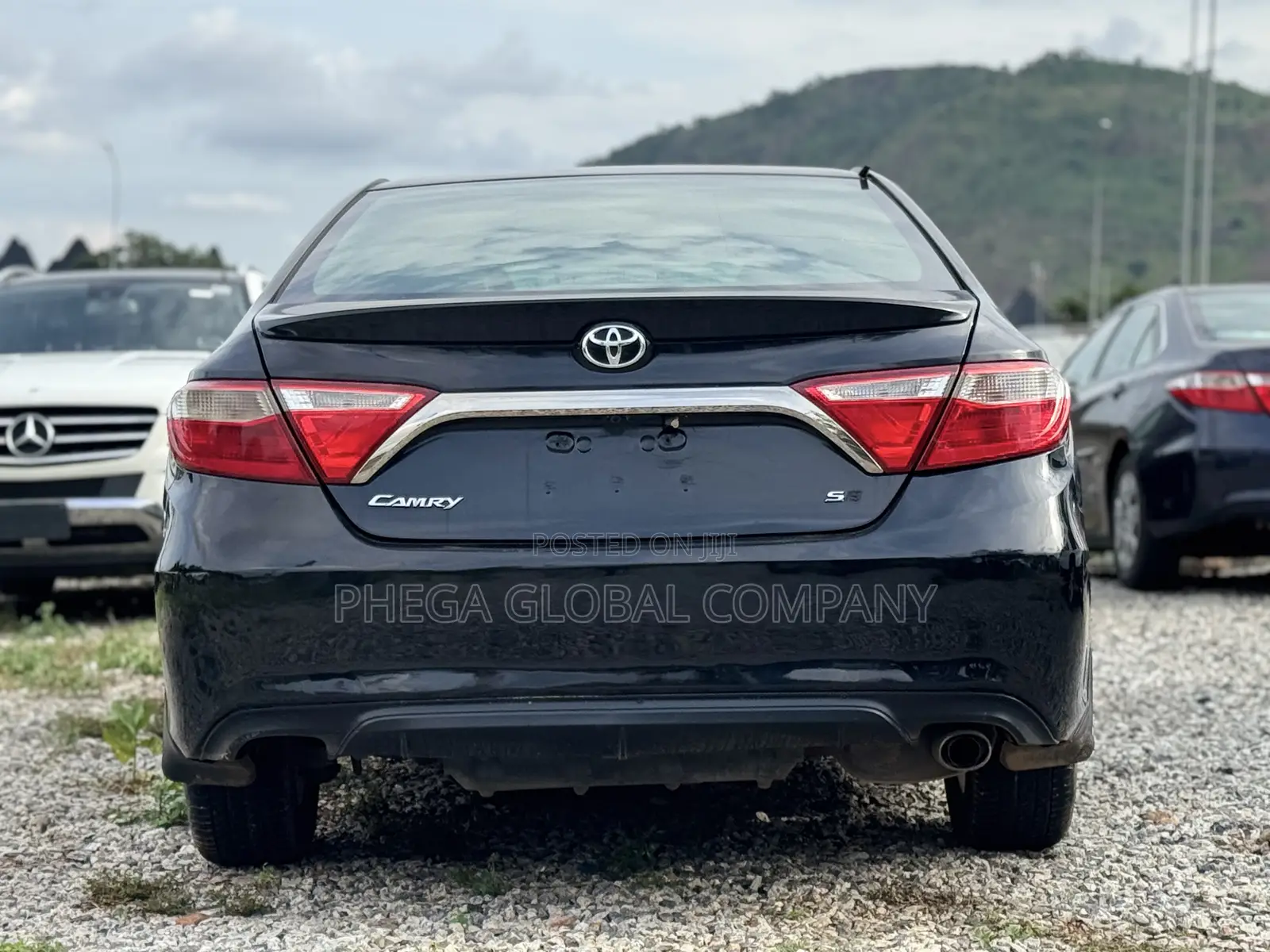 Toyota Camry SE 4dr Sedan (2.5L 4cyl 6A) 2015 Gray
